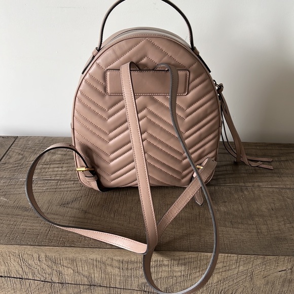 Gucci marmont backpack - Picture 3 of 7